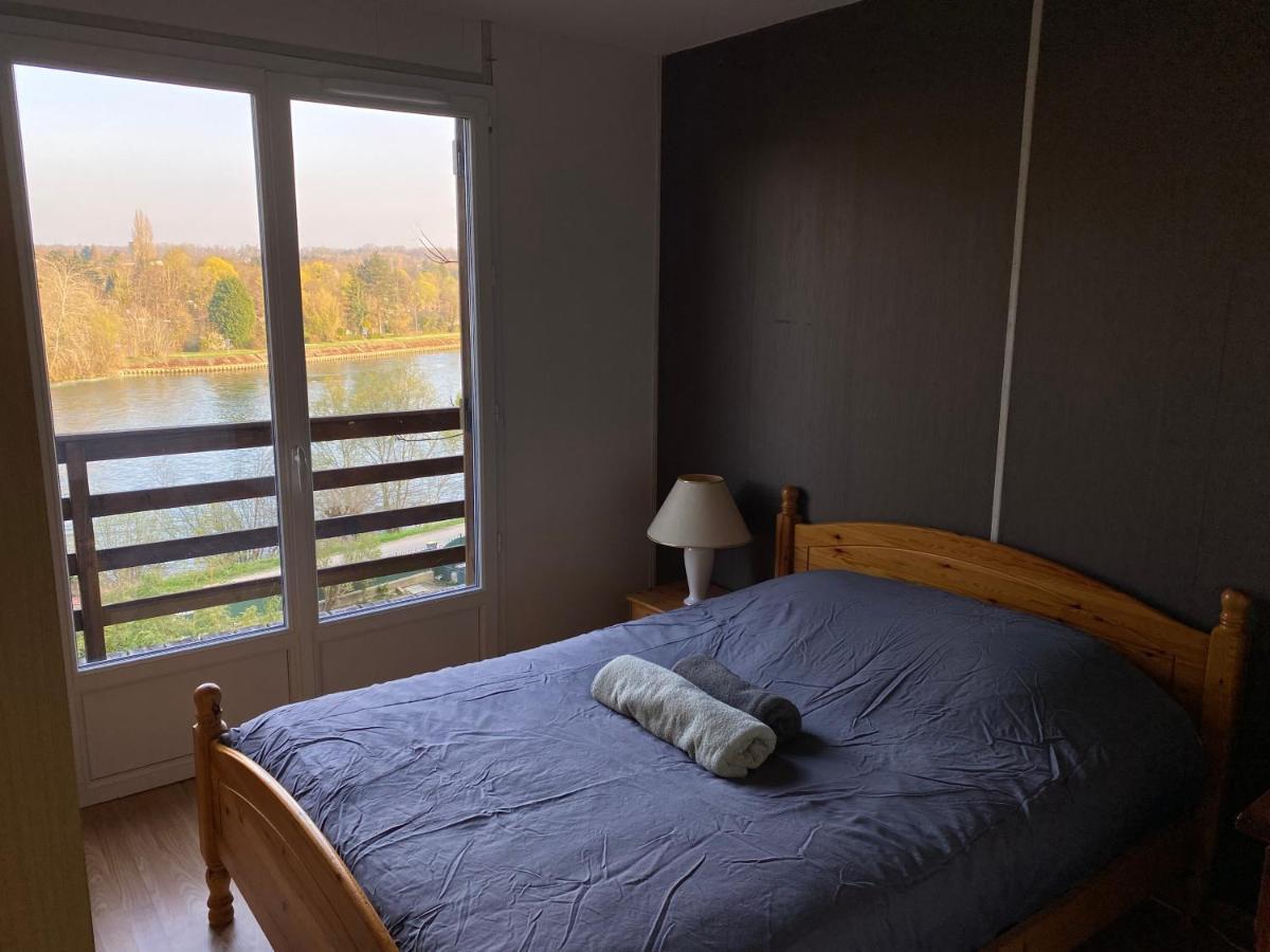 Vila Chalet En Bord De Seine Le Coudray-Montceaux Exteriér fotografie
